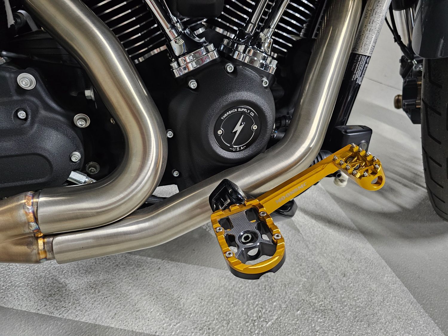 할리데이비슨 로우라이더 ST more