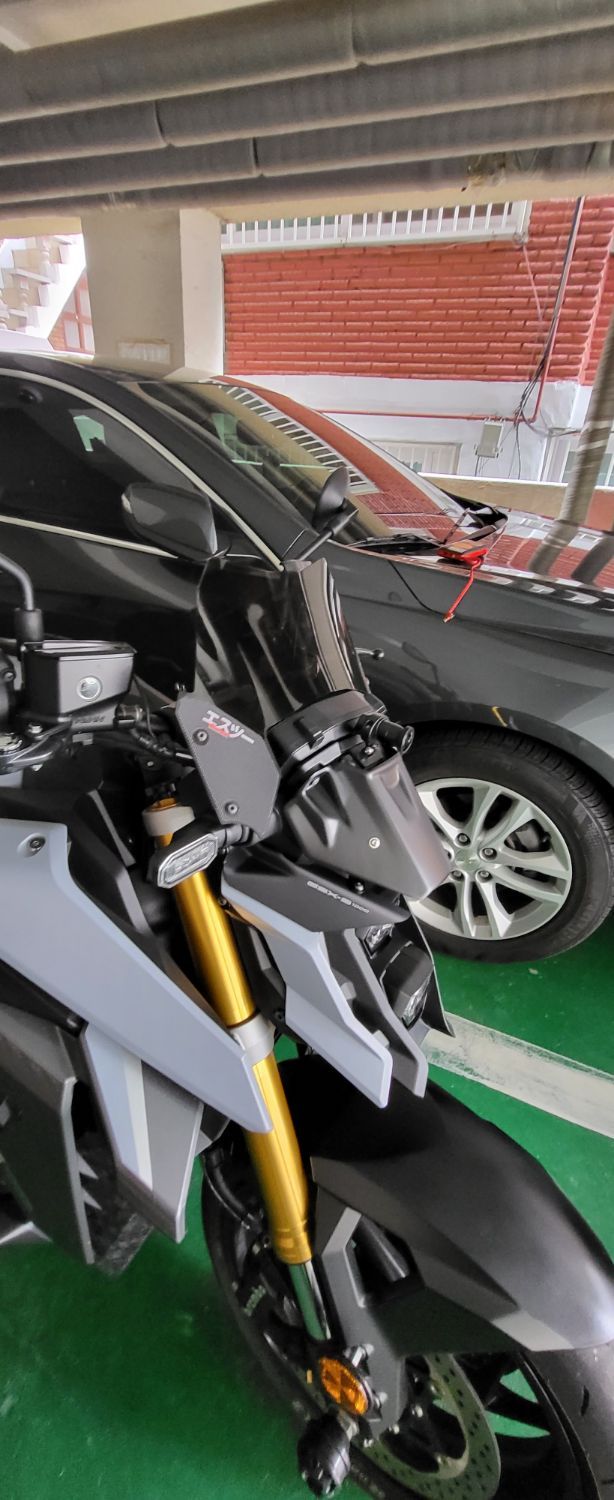 스즈키 GSX S 1000 more