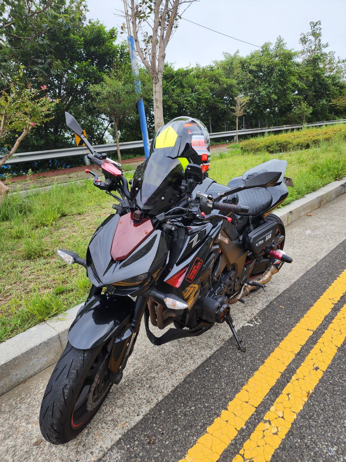 가와사키 Z 1000 more