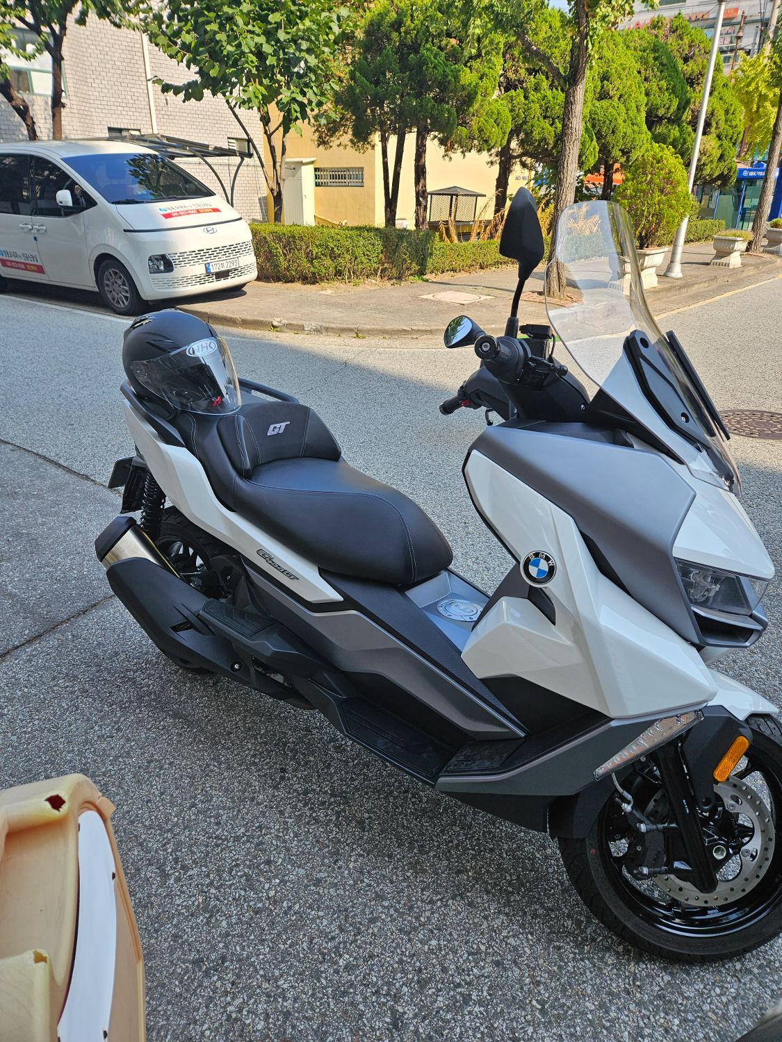 BMW C 400 GT thumb 2