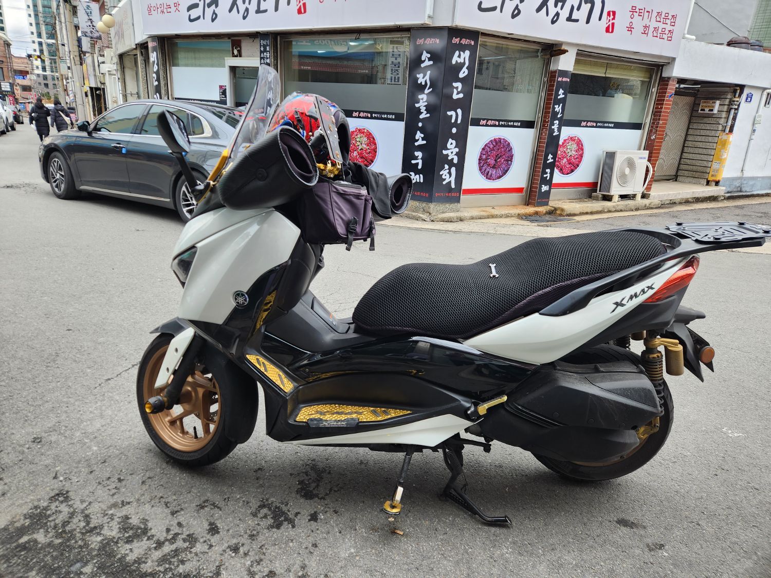 야마하 XMAX 300 ABS thumb 2