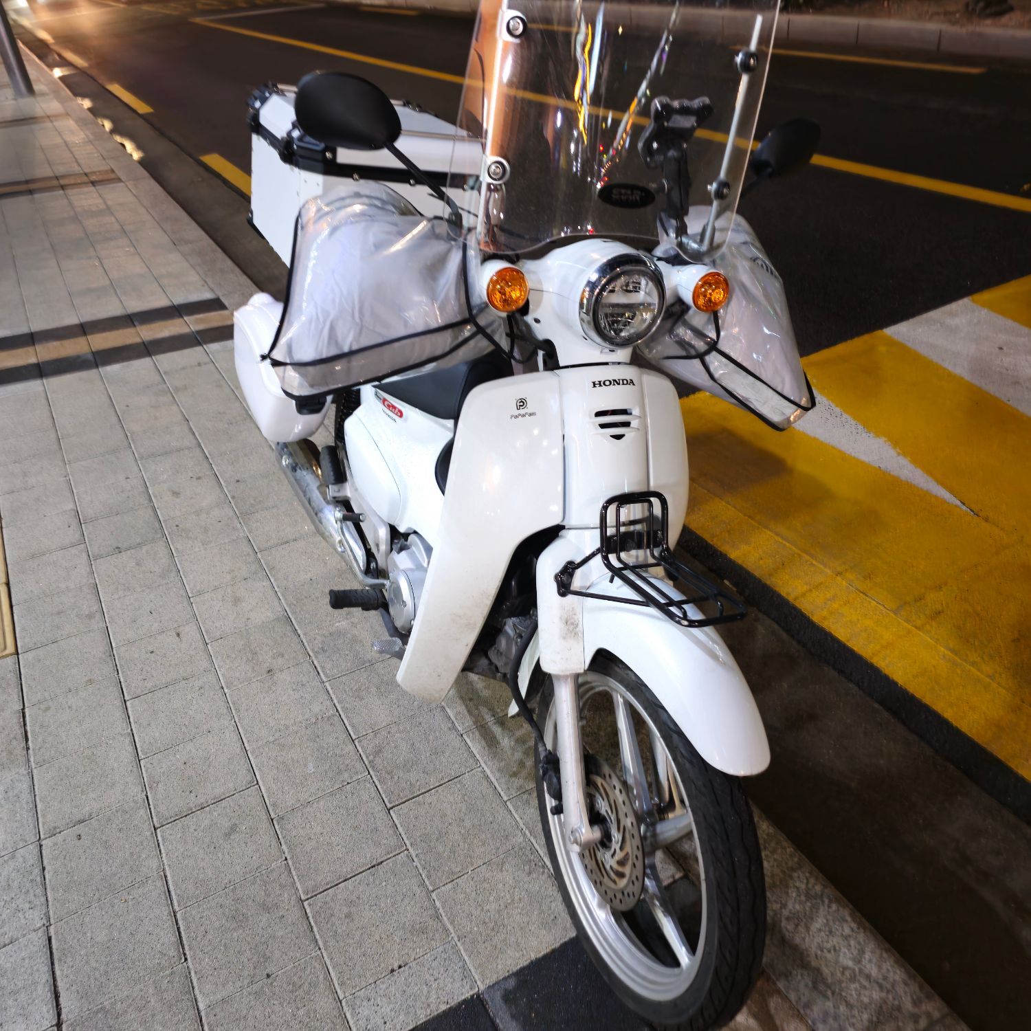 혼다 슈퍼 커브 110 thumb 2