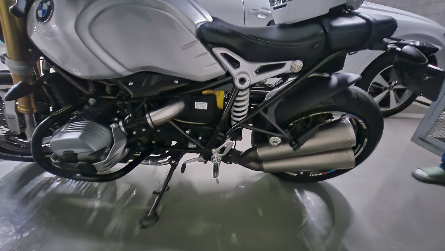 BMW R nine T 2016 화이트 사진 5