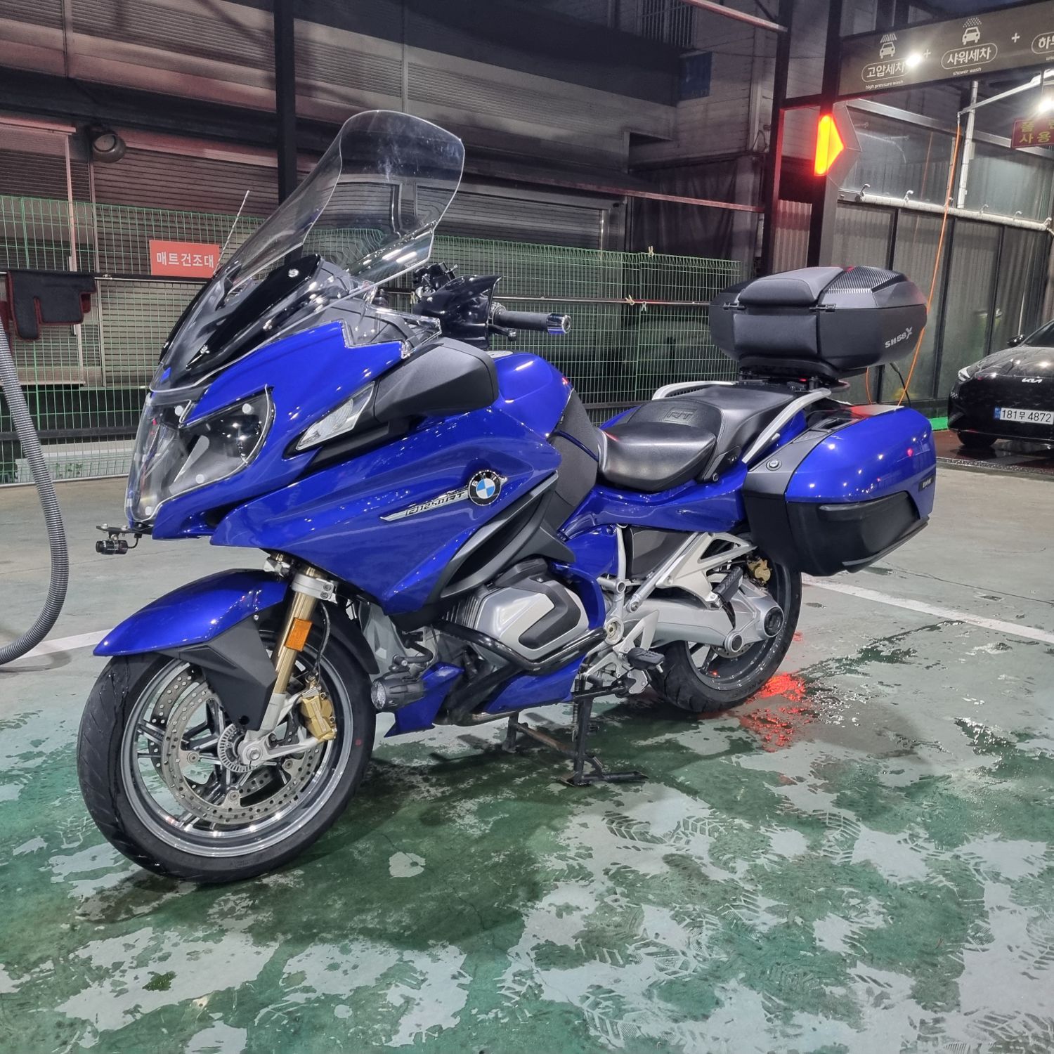 BMW R 1250 RT 2019 블루 사진 4