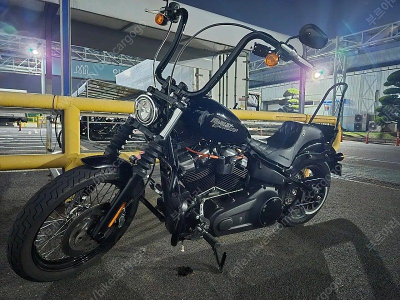 할리데이비슨 스트리트 밥 main