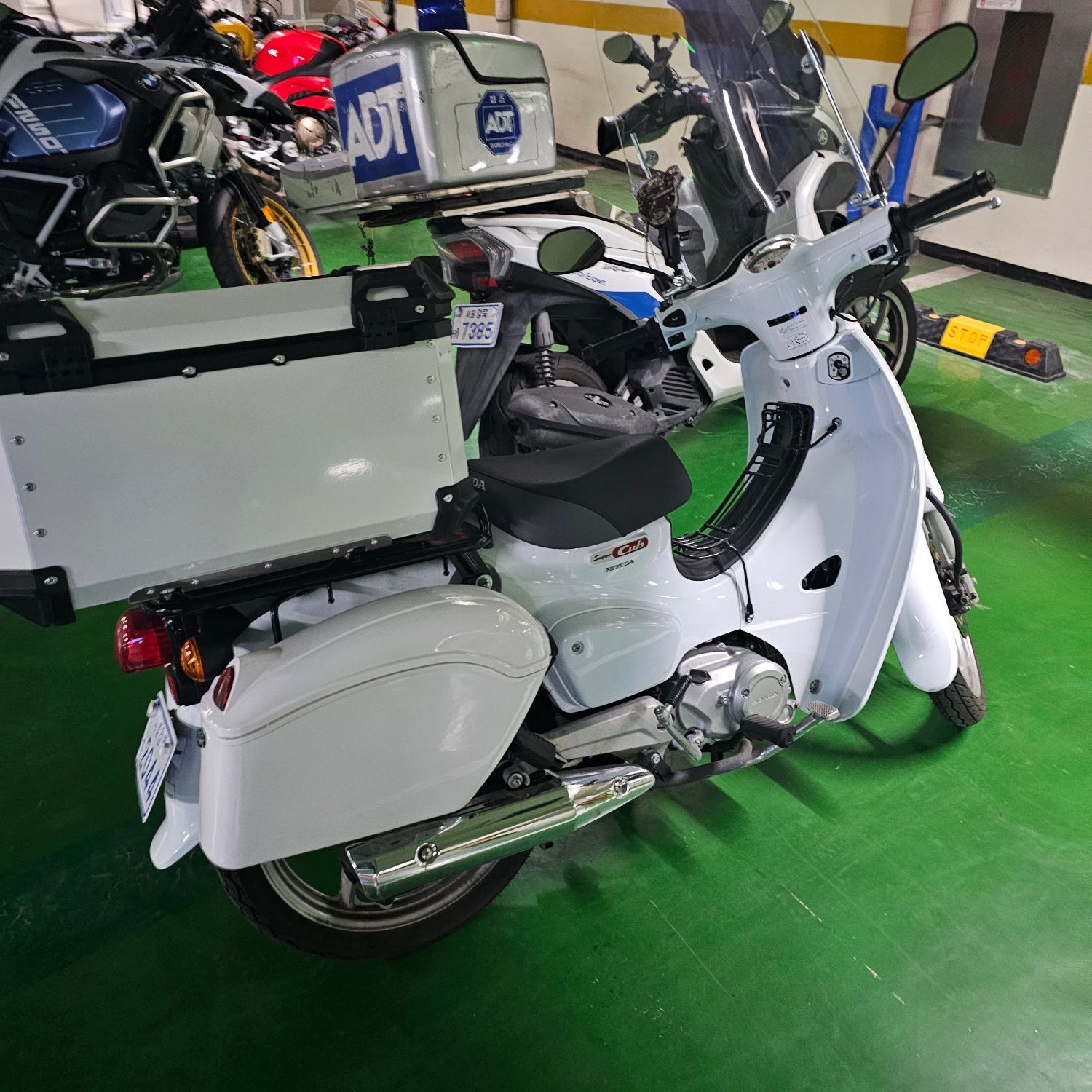 혼다 슈퍼 커브 110 more