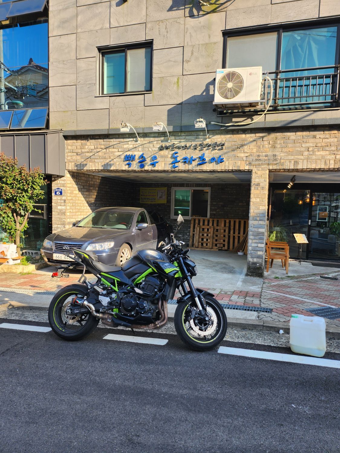 가와사키 Z 900 2022 실버 사진 1