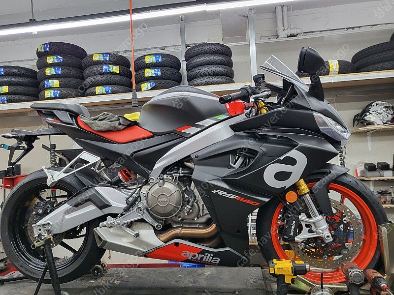 아프릴리아 RS 660 main