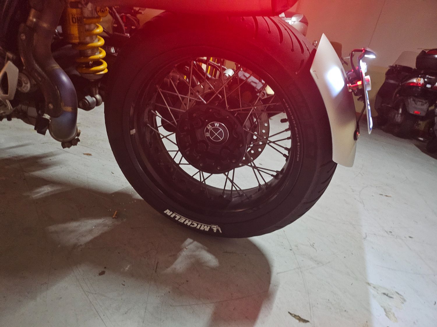 BMW R nine T 2016 화이트 사진 4