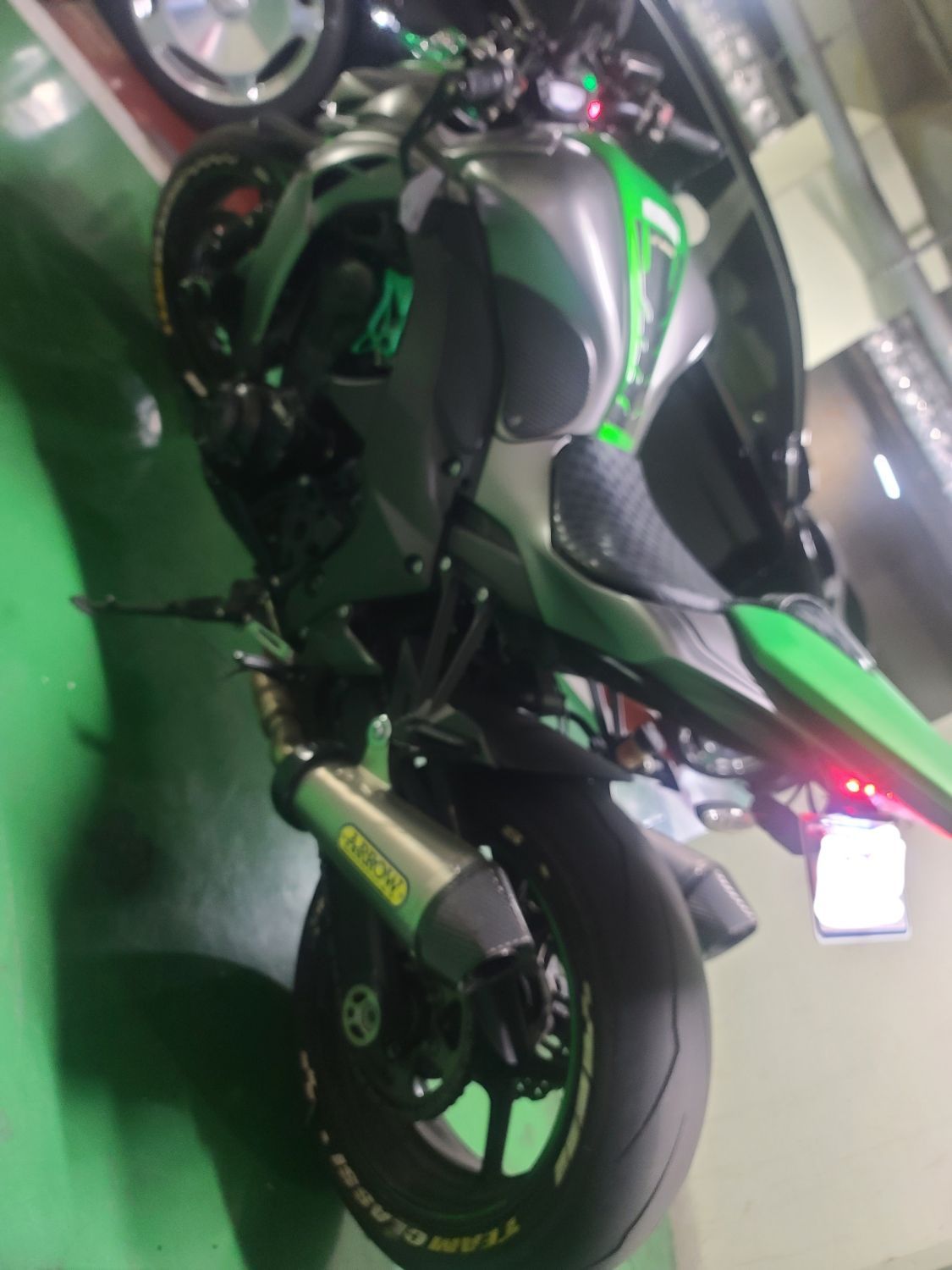 가와사키 Z 1000 2016 블랙 사진 4