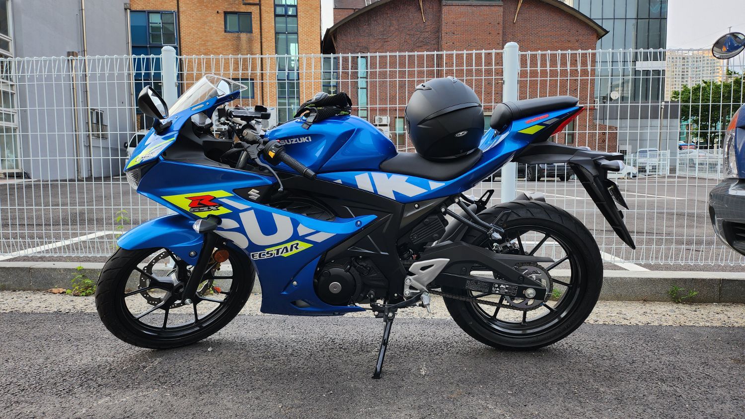 스즈키 GSX R 125 ABS thumb 2