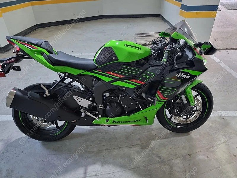 가와사키 닌자 ZX-6R more