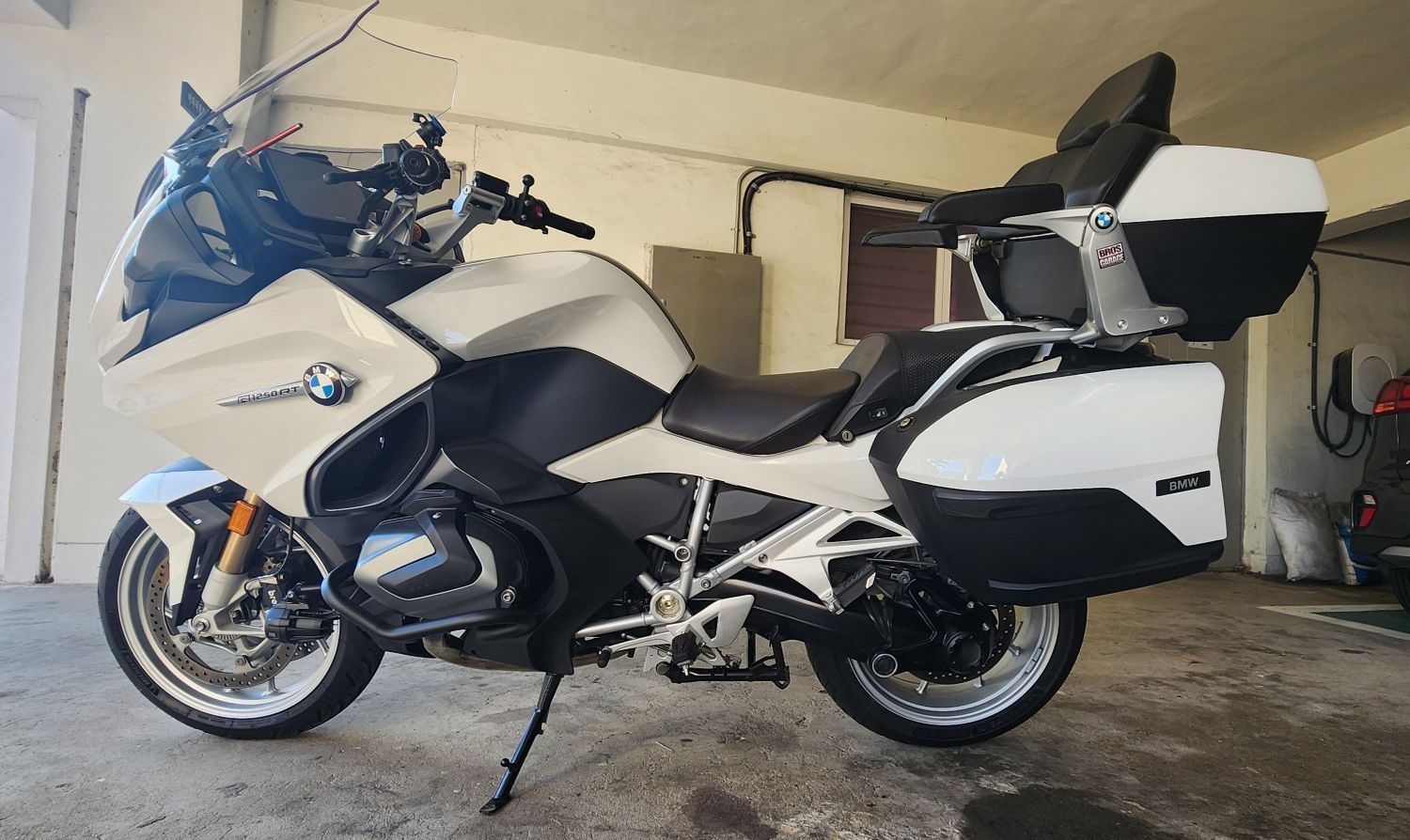 BMW R 1250 RT 2022 화이트 사진 4