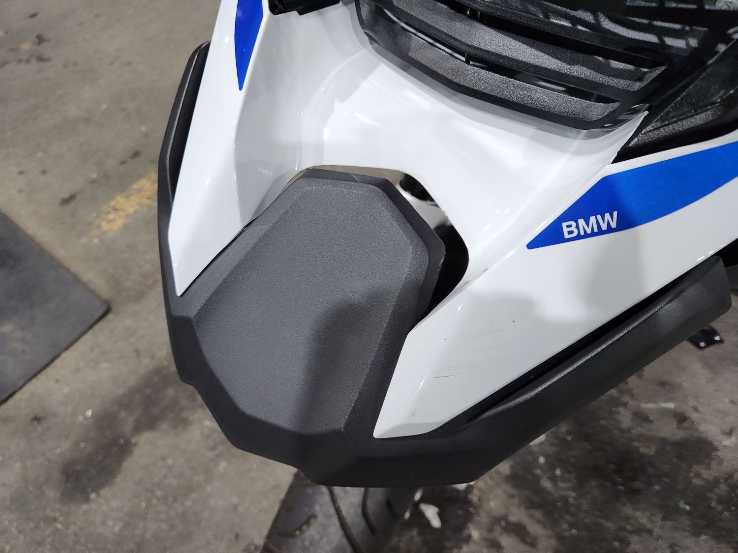 BMW R 1250 GS 어드벤처 2021 화이트 사진 4
