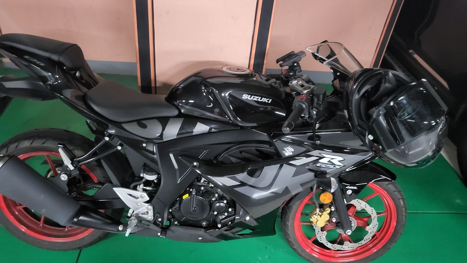 스즈키 GSX R 125 ABS thumb 2