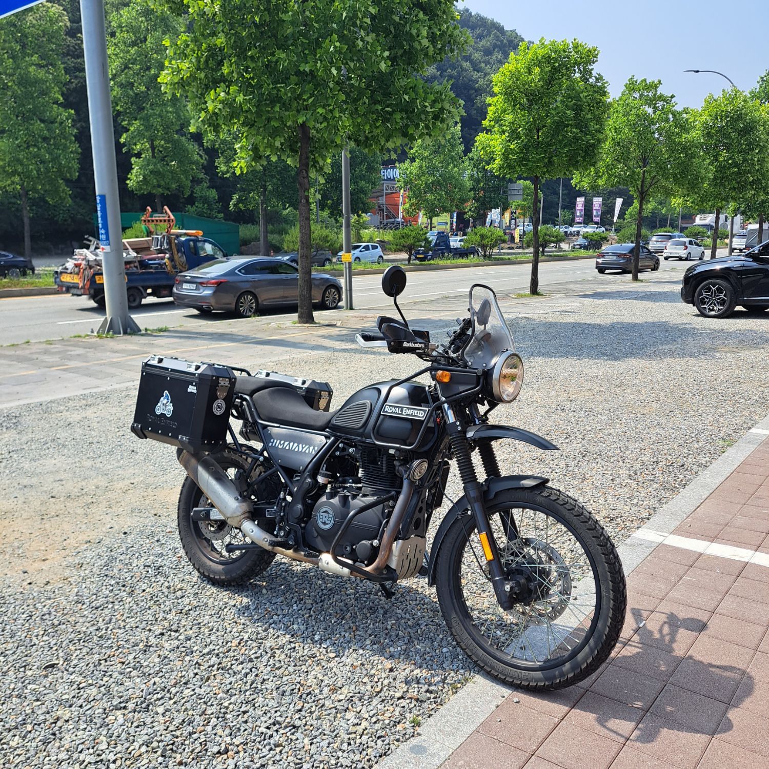 로얄엔필드 히말라얀 main