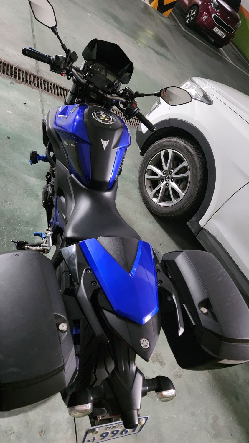 야마하 MT 03 thumb 2