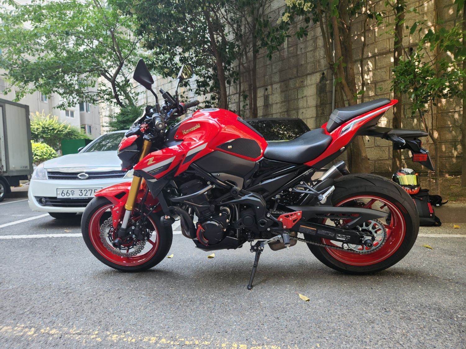 가와사키 Z 900 ABS 50주년 2022 레드 사진 2