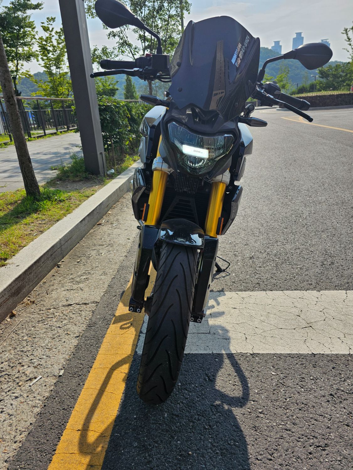 BMW G 310 R thumb 2
