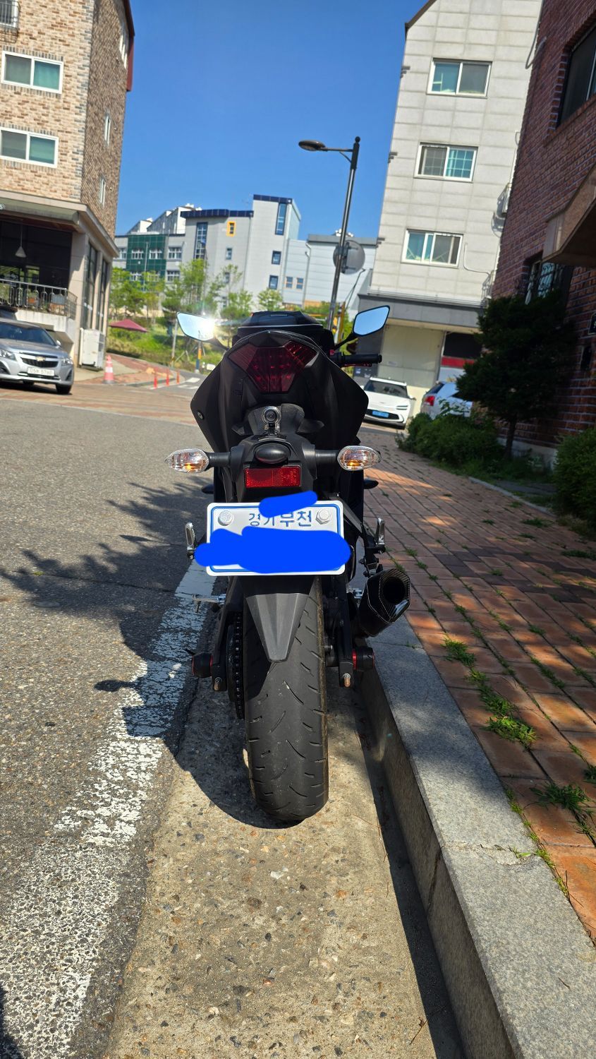 야마하 YZF R3 thumb 2