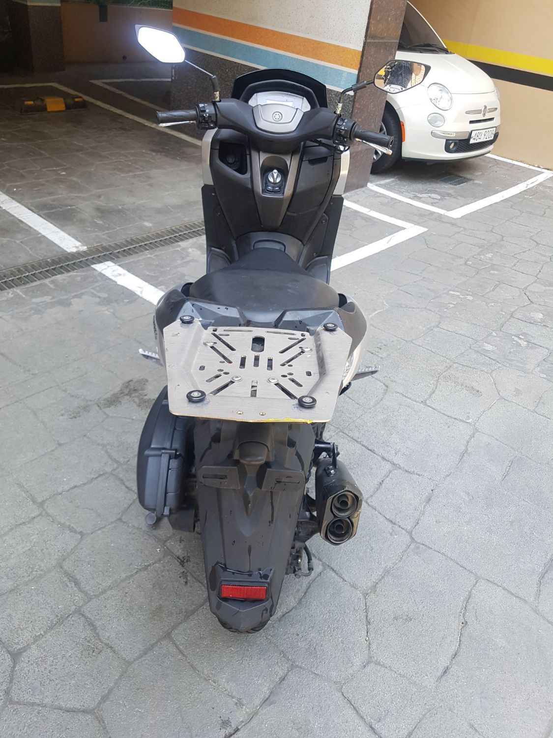 야마하 NMAX 125 more