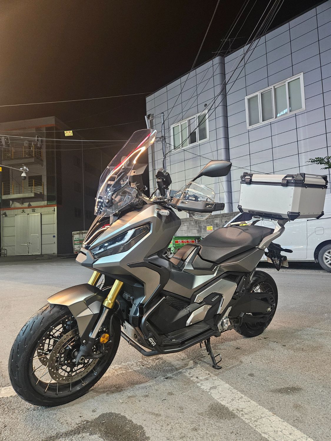 혼다 X ADV thumb 2