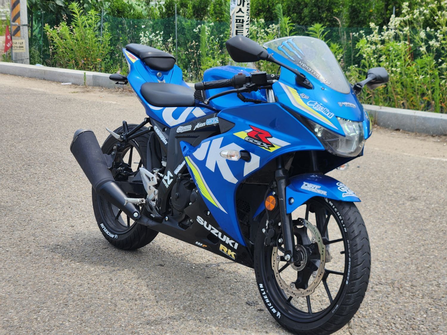 스즈키 GSX R 125 ABS thumb 2