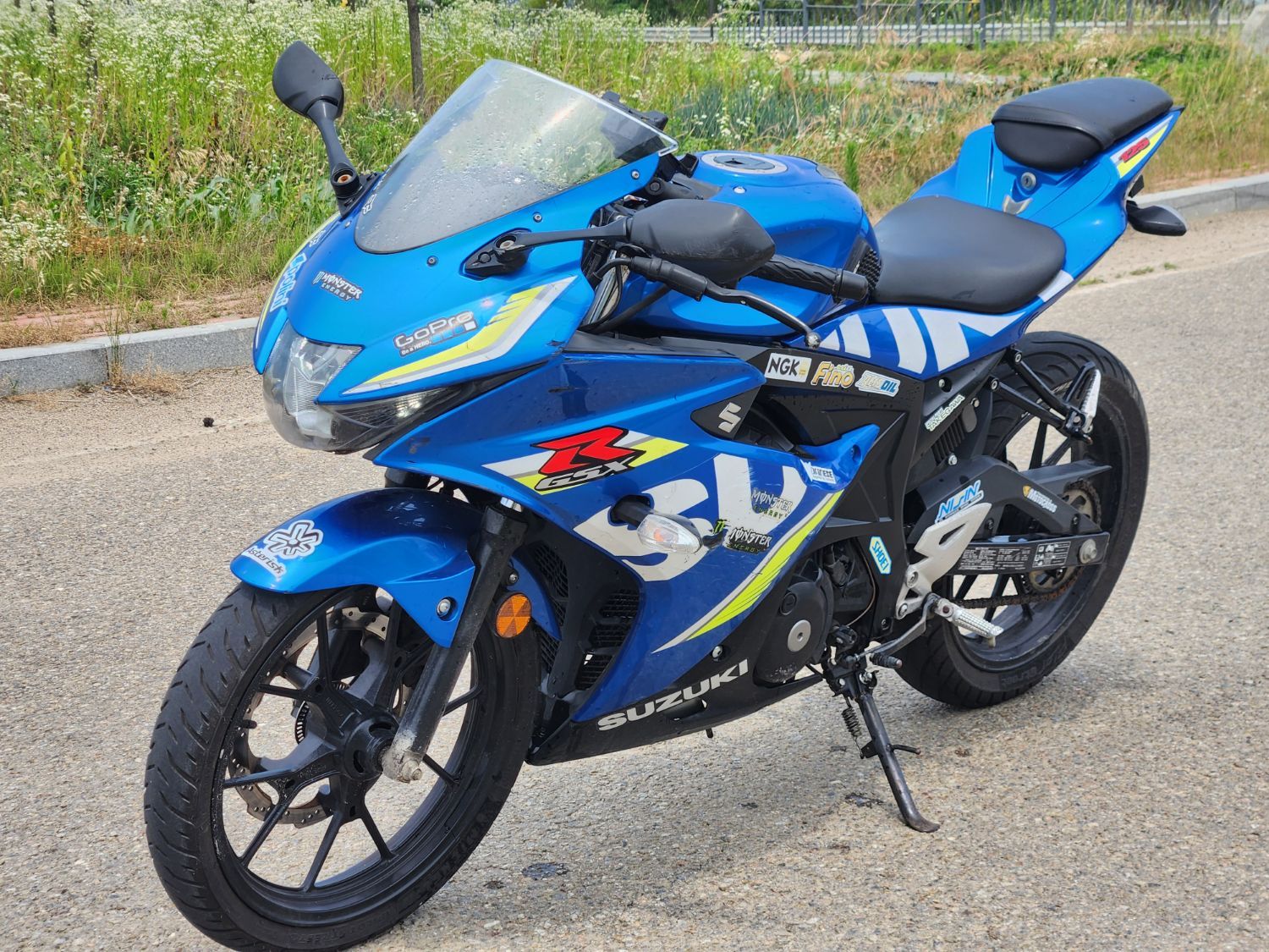 스즈키 GSX R 125 ABS more