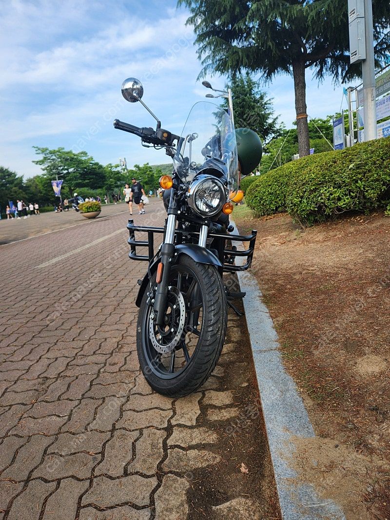 로얄엔필드 메테오 350 main