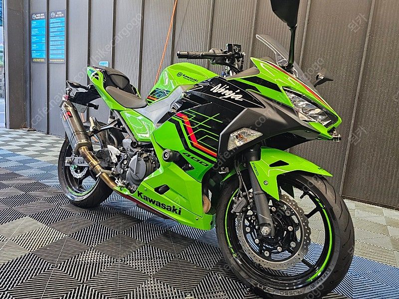 가와사키 닌자 400 ABS thumb 2