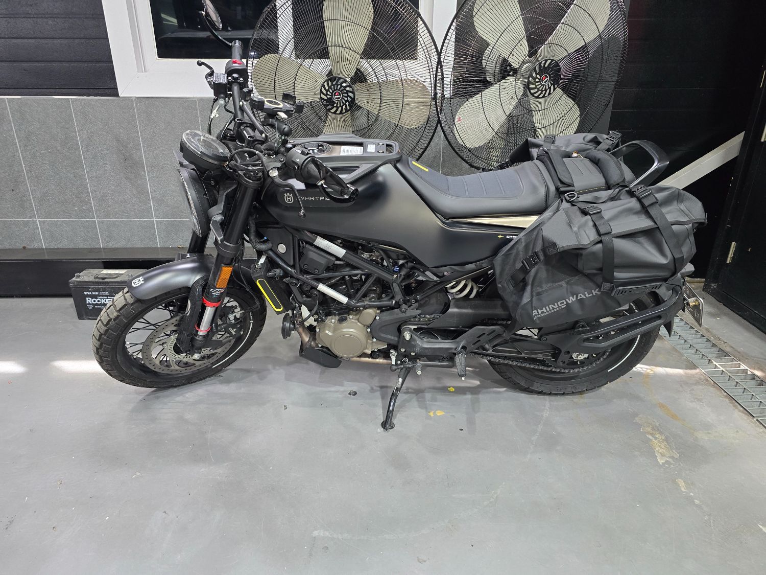 허스크바나 스바르트필렌 125 thumb 2