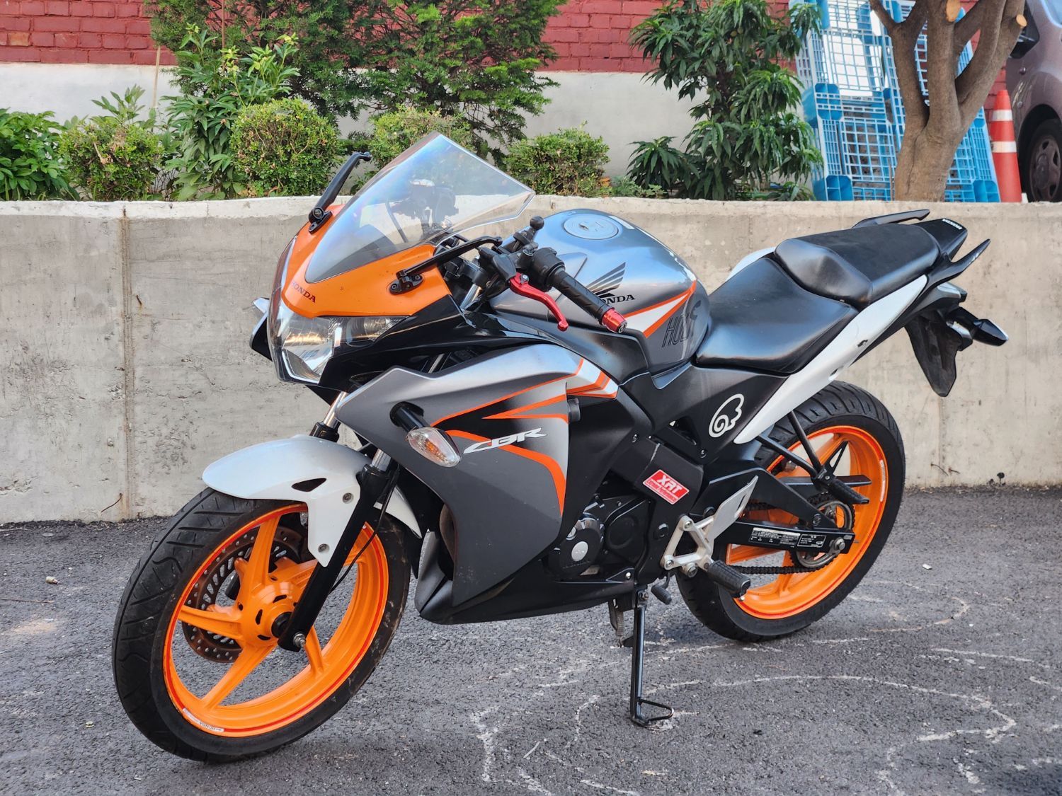 혼다 CBR 125 R more