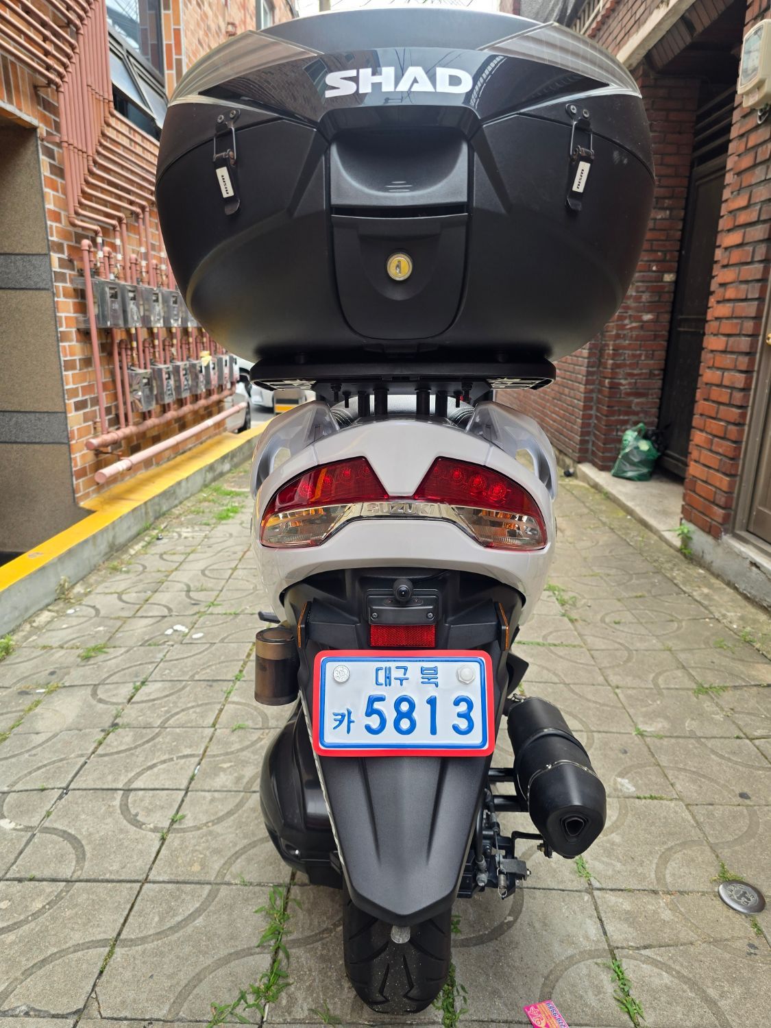 스즈키 버그만 400 쿠페 more