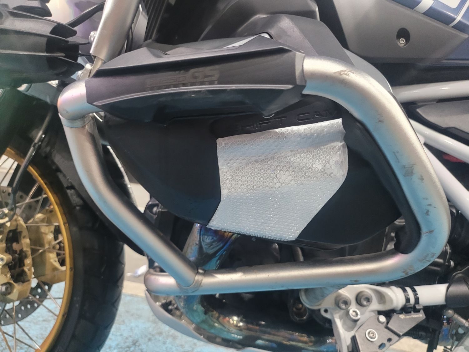 BMW R 1250 GS 어드벤처 2023 화이트 사진 7