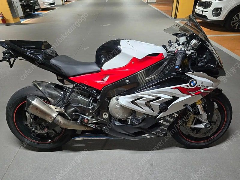 BMW S 1000 RR main