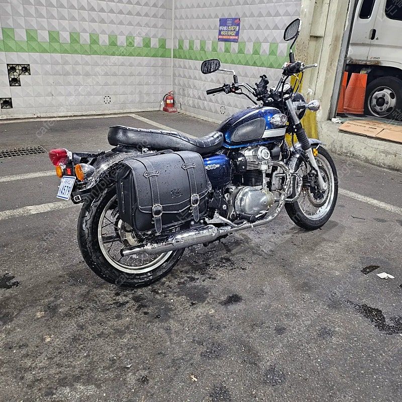 가와사키 W 800 more