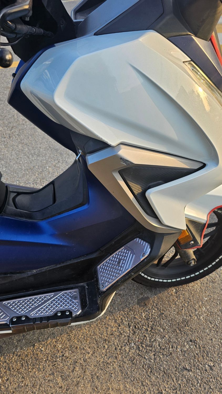 혼다 포르자 350 thumb 2