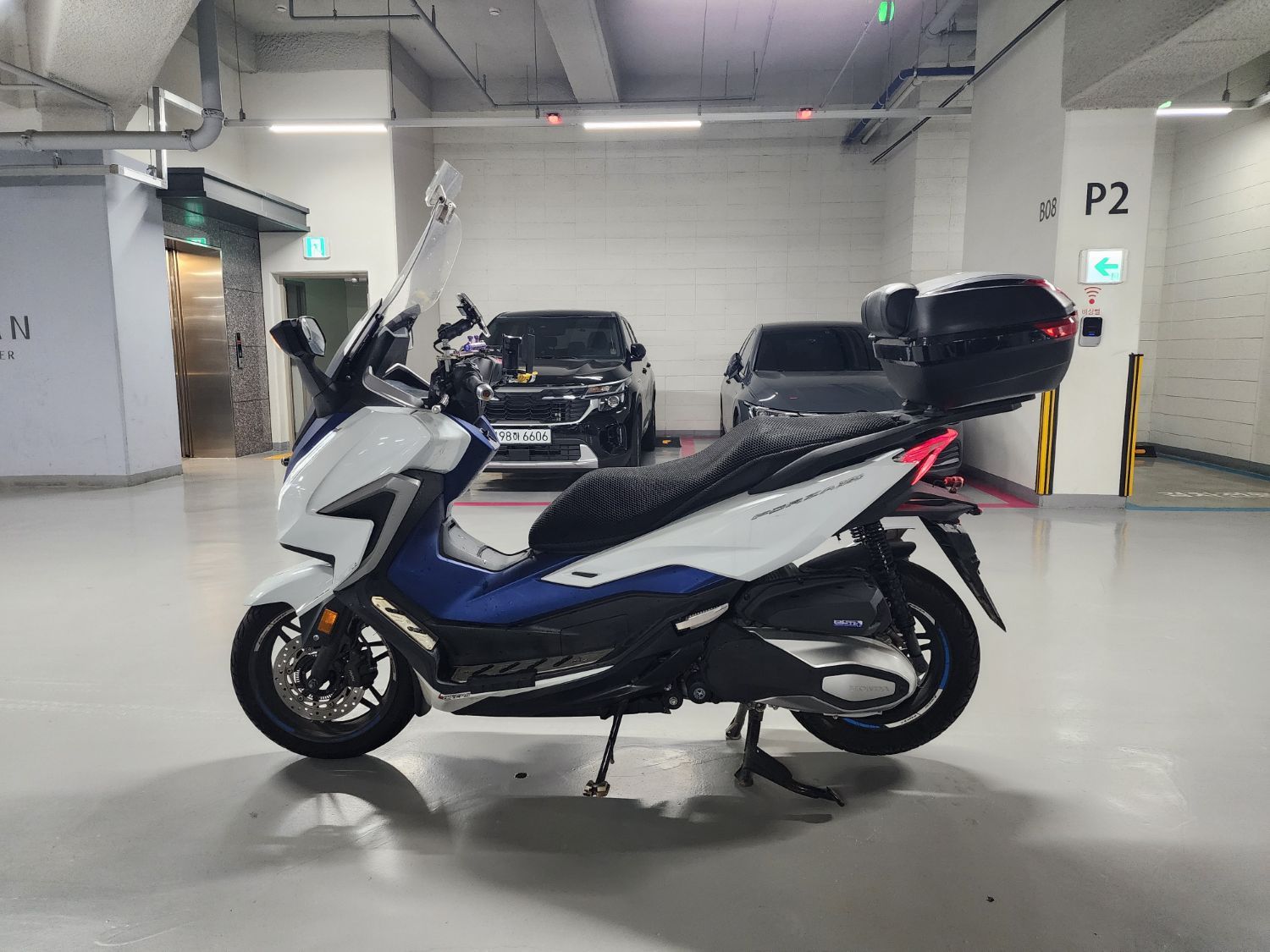 혼다 포르자 350 thumb 2