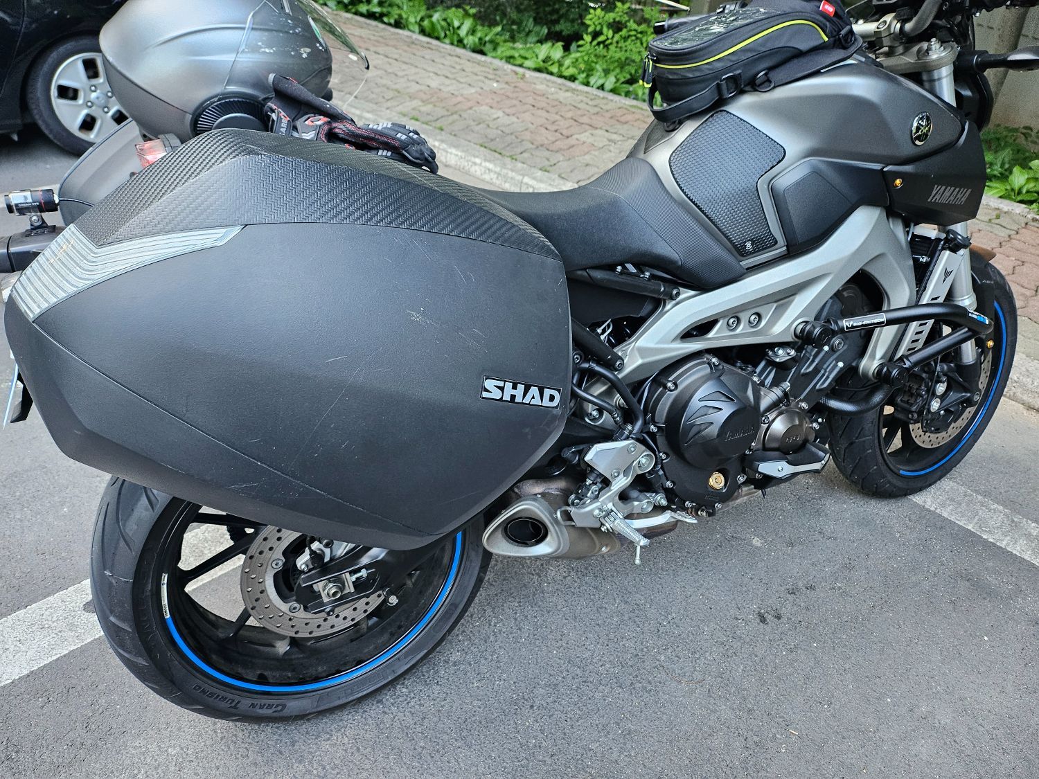 야마하 MT 09 more