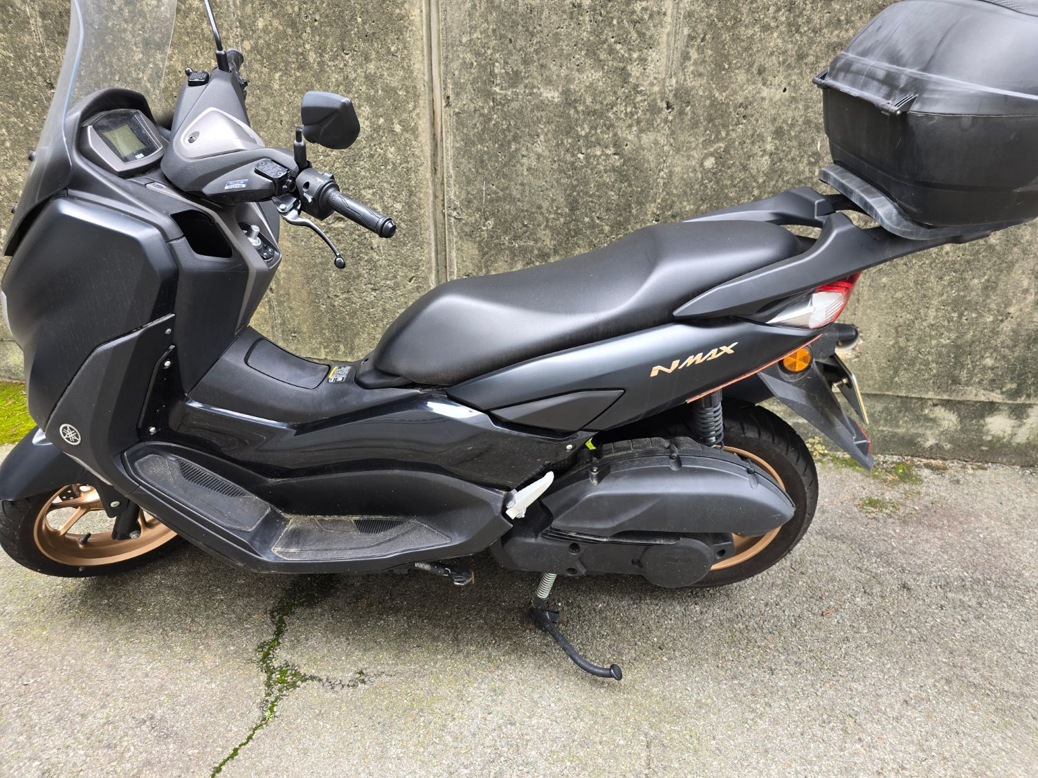 야마하 NMAX 125 thumb 2