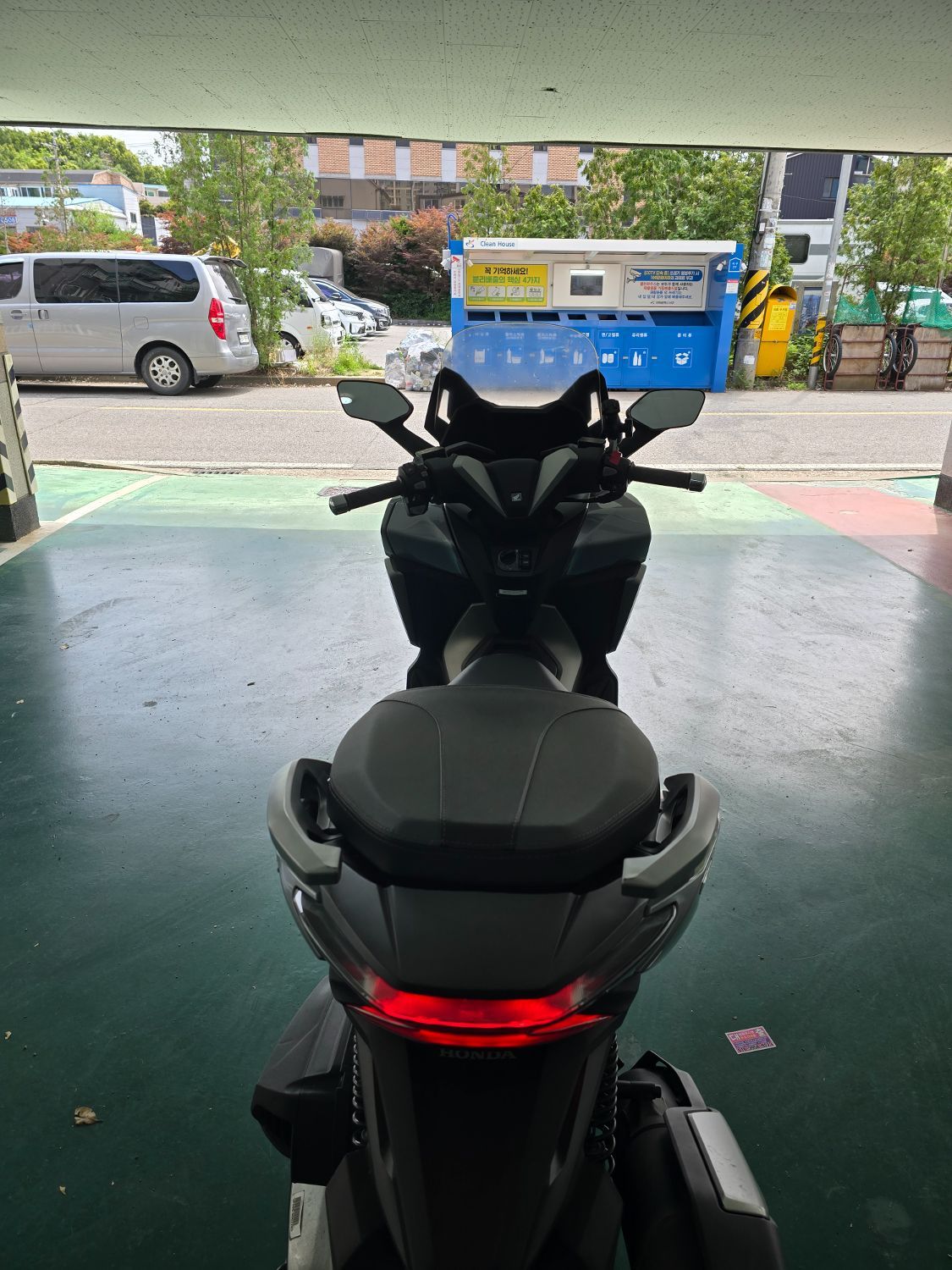 혼다 포르자 350 more