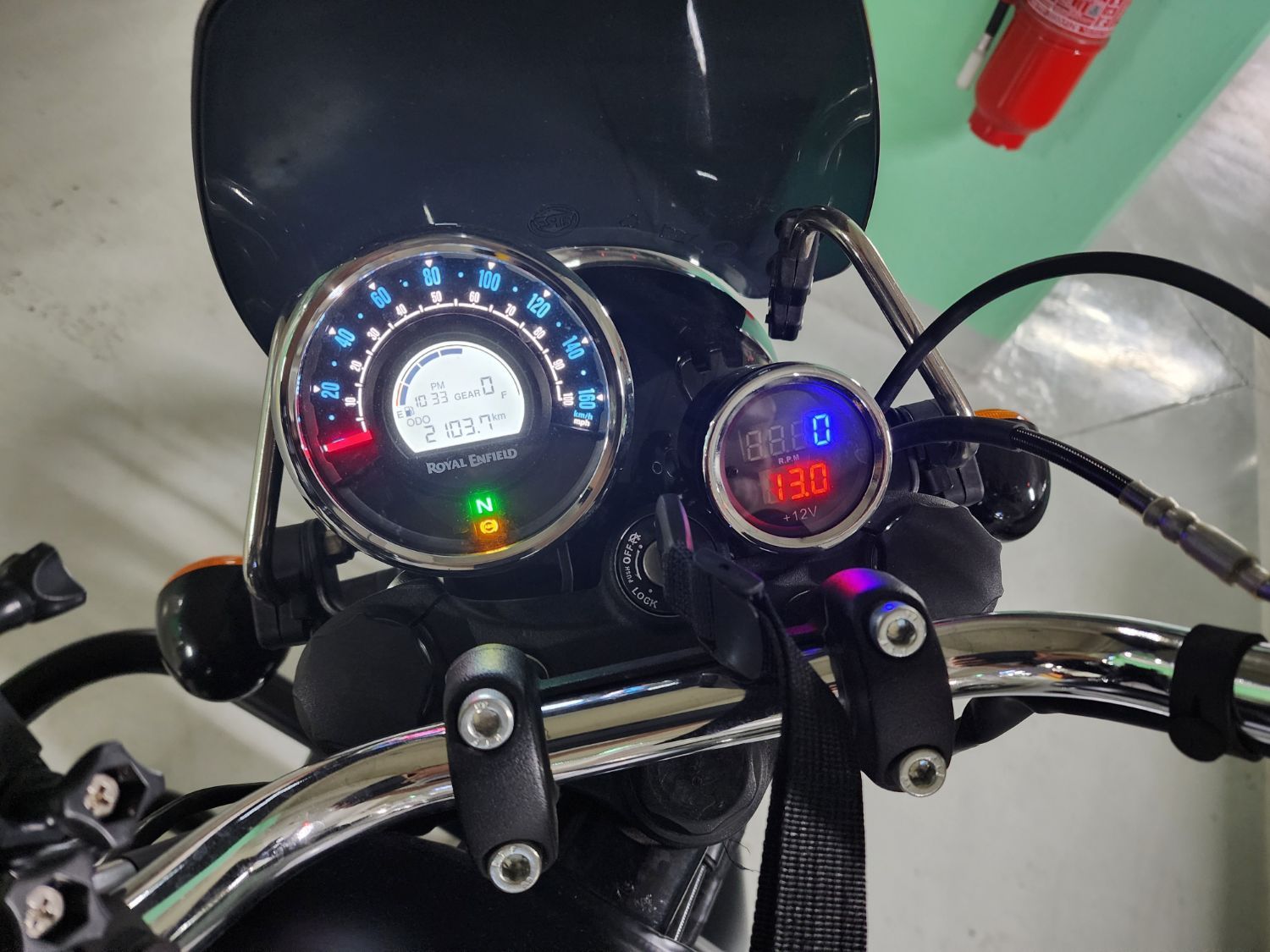 로얄엔필드 메테오 350 thumb 2