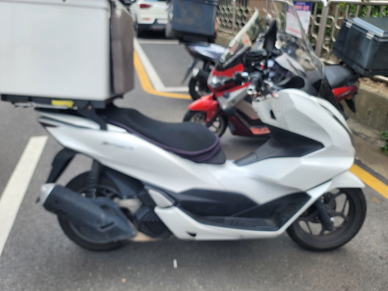 혼다 PCX 125 thumb 2