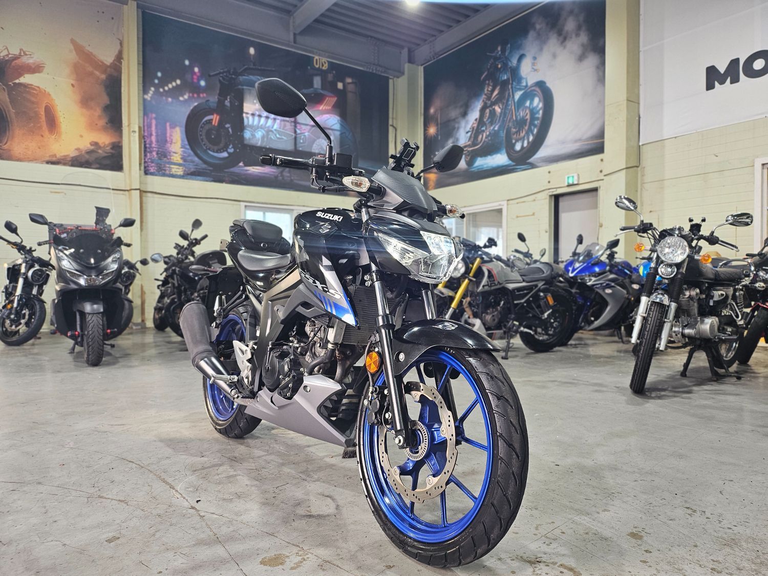 스즈키 GSX S 125 thumb 2