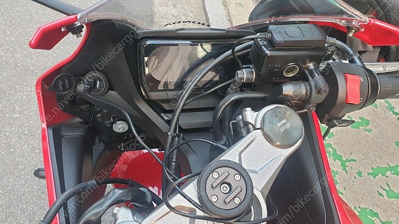 혼다 CBR 650 R 2021 레드 사진 2
