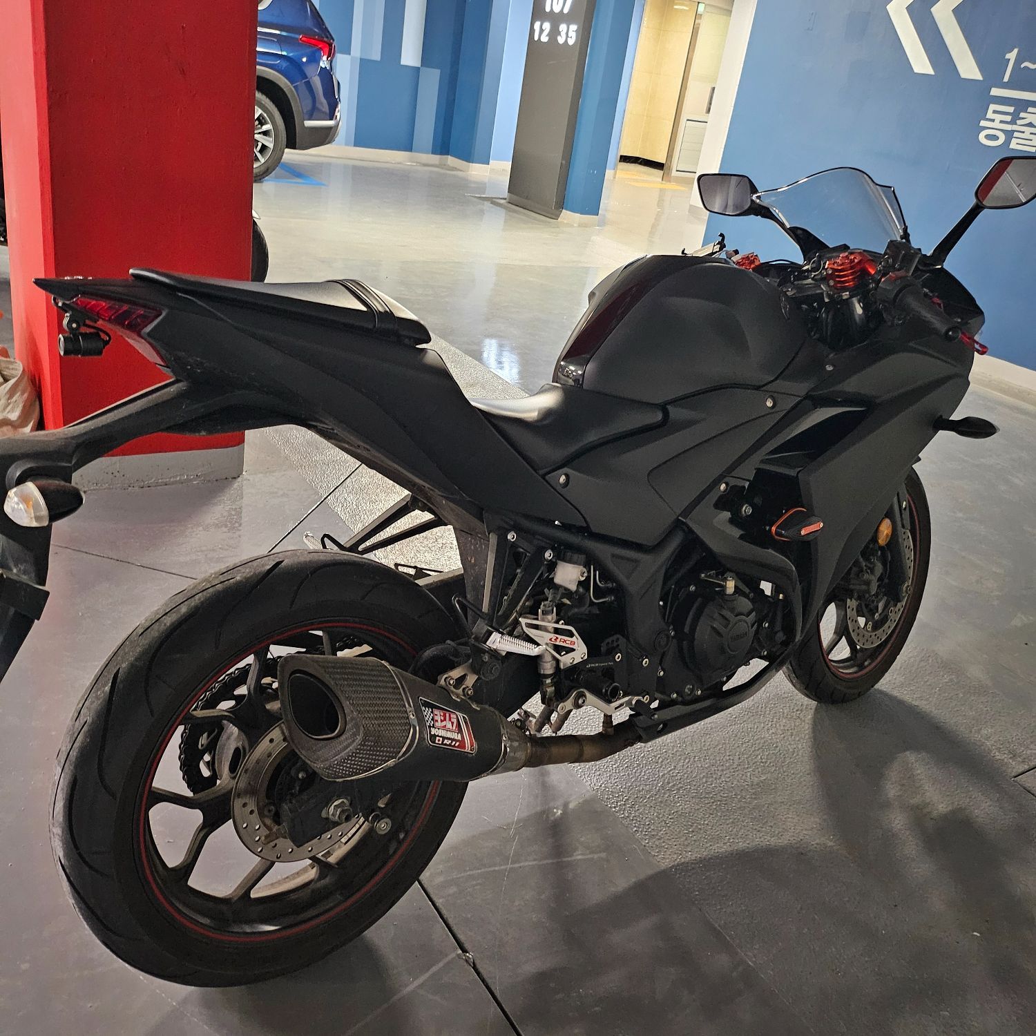 야마하 YZF R3 more