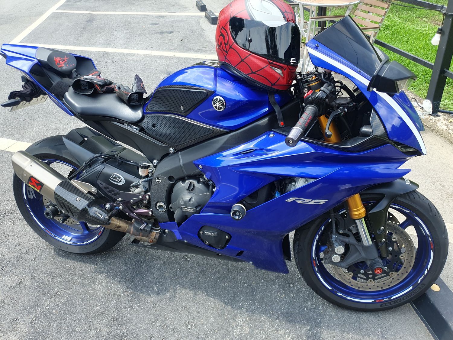 야마하 YZF R6 thumb 2