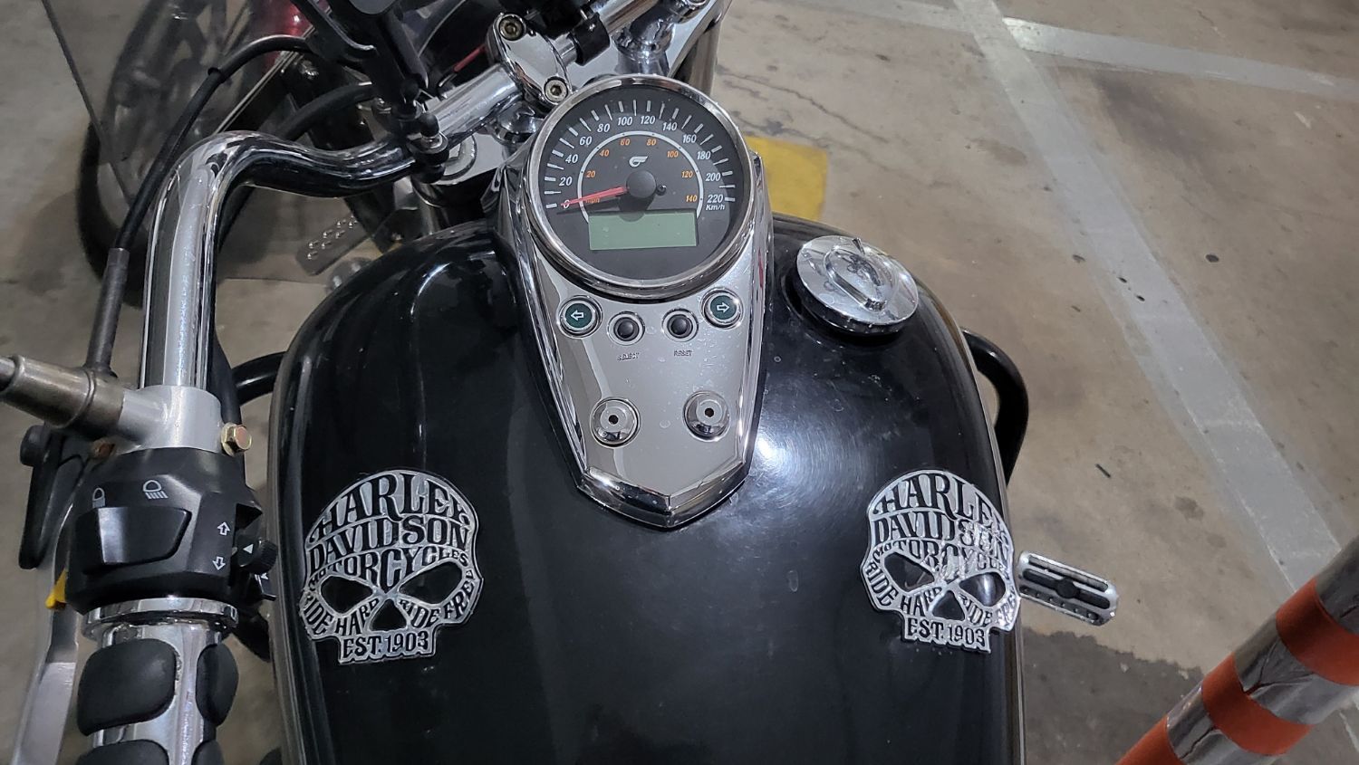 KR모터스 ST7 thumb 2