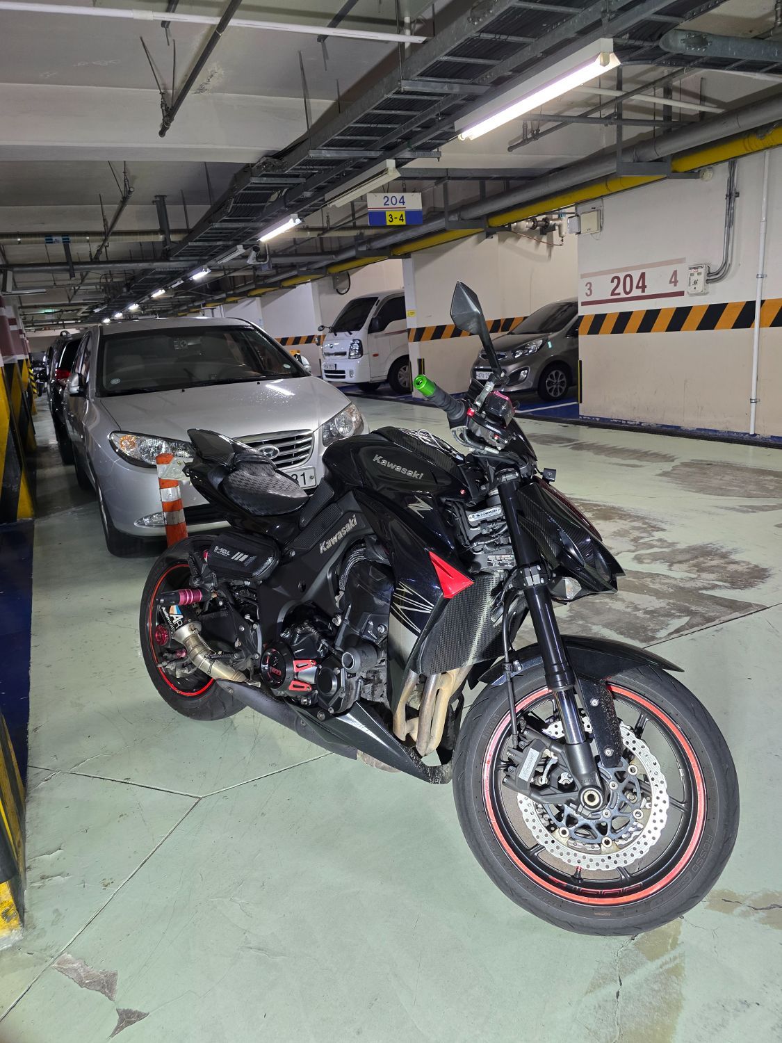 가와사키 Z 1000 more