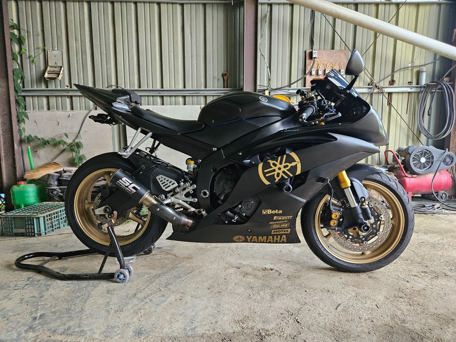 야마하 YZF R6 more
